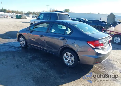 2015 Honda Civic Lx z USA, uszkodzony, nr VIN 2HGFB2F5XFH552582